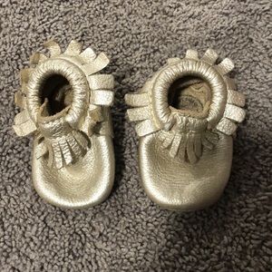 Metallic gold Freahly Picked baby Moccasins size 1